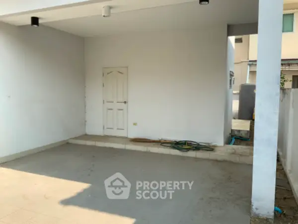 image_rental-6034751