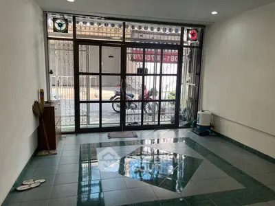 image_rental-28192072