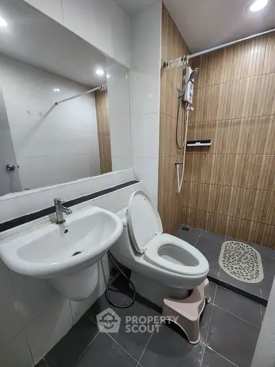 Modern bathroom with sleek fixtures and stylish tile design