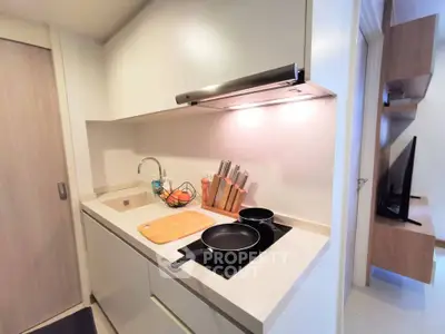  1 Bedroom Condo at Downtown 49 Sukhumvit-5