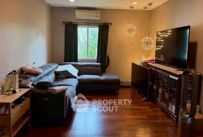 Screenshot 2569-03-23 at 22.29.15.jpg