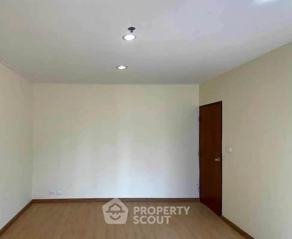 Screenshot 2569-04-06 at 13.55.45.jpg