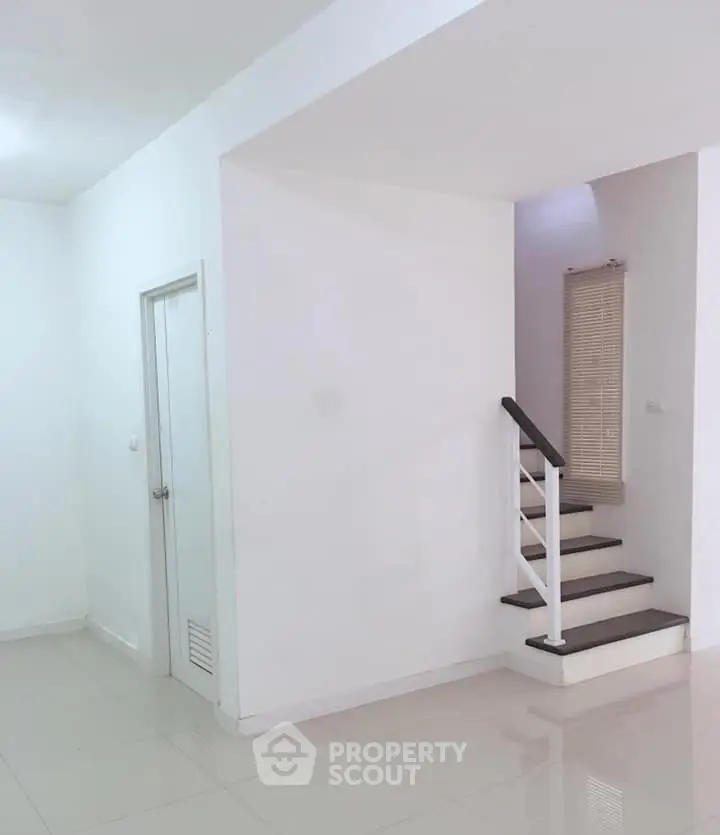 5e31423df8d8ec9b9bd9558b3ec3edc3.jpg