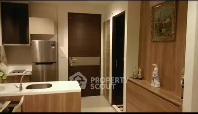  1 Bedroom Condo at Rhythm Sathorn-4