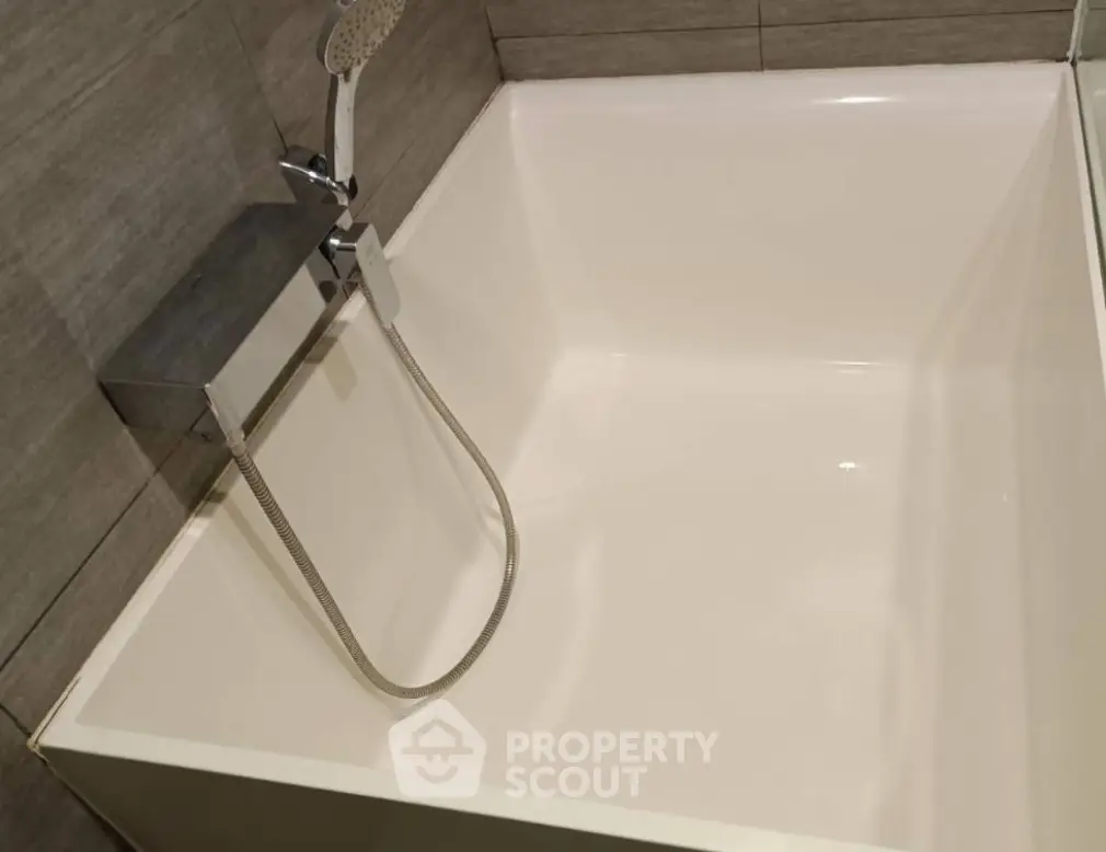 Screenshot 2569-02-05 at 08.37.07.jpg