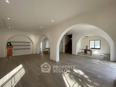  4 Bedrooms House -3
