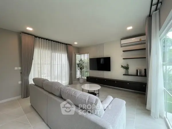 image_rental-26207059