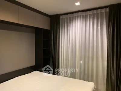  2 Bedrooms Condo at Life Sukhumvit 48-5