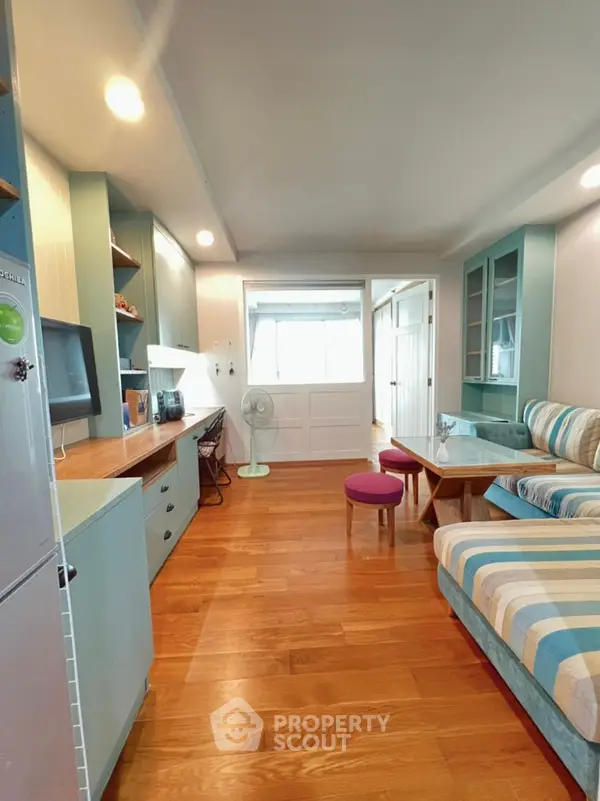 image_rental-8954938