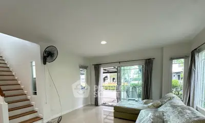 image_rental-27359979