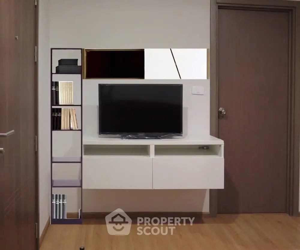  1 Bedroom Condo at The Base Sukhumvit 77-1