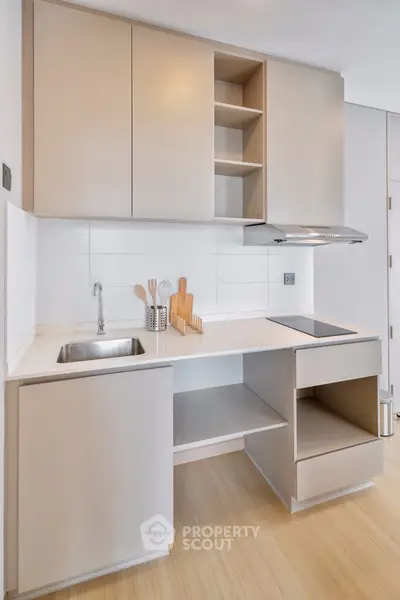  1 Bedroom Condo at Lumpini Suite เพชรบุรี มักกะสัน-2