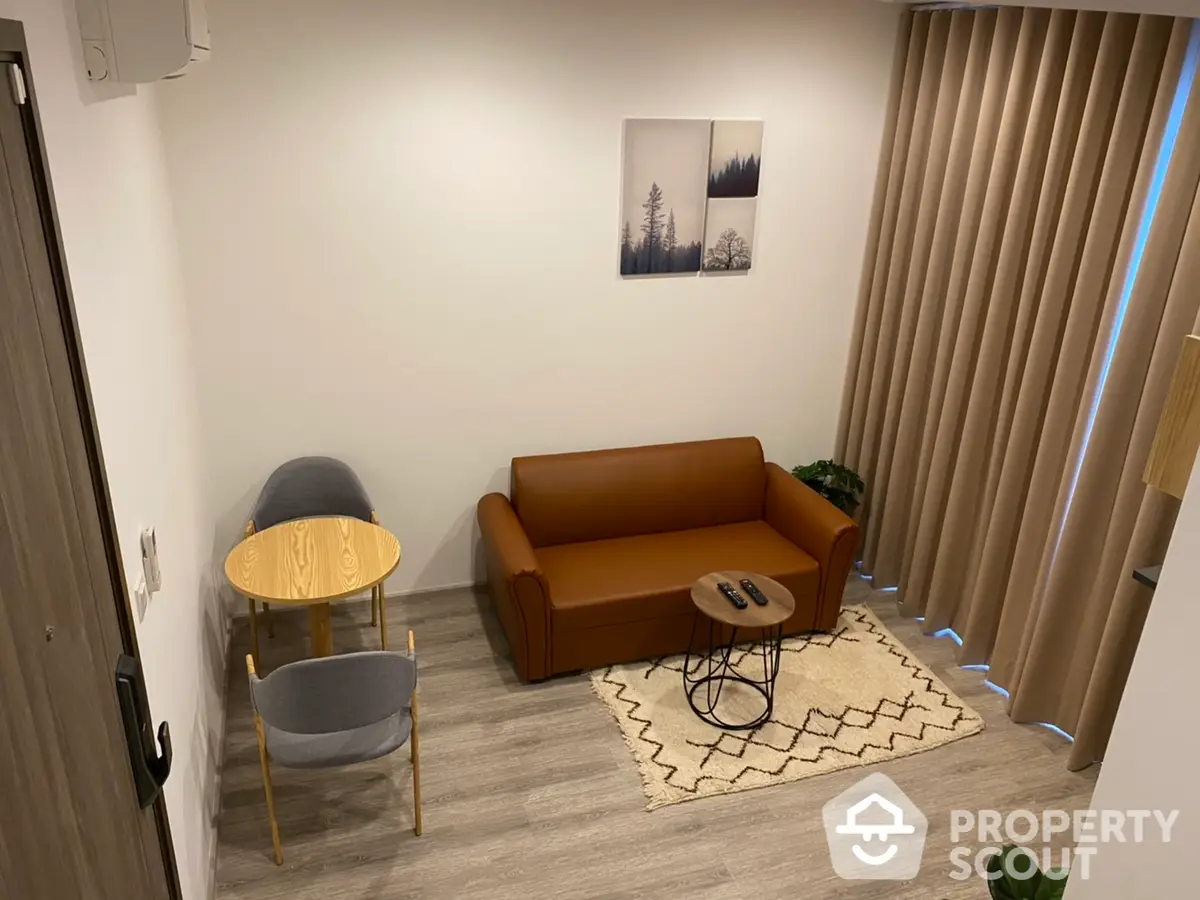  1 Bedroom Condo at Ideo Mobi Asoke Livingroom