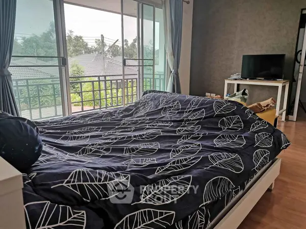 image_rental-8071652