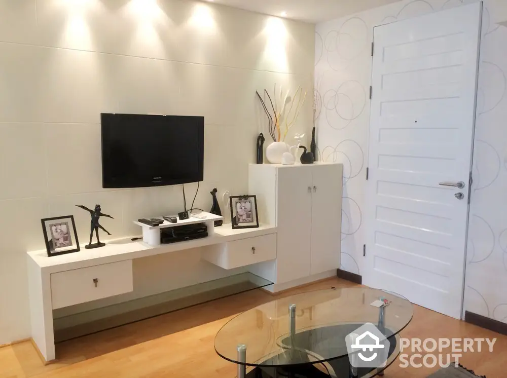  1 Bedroom Condo at The Amethyst Sukhumvit 39-1