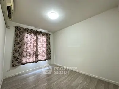 2898703-2-Photoroom.png