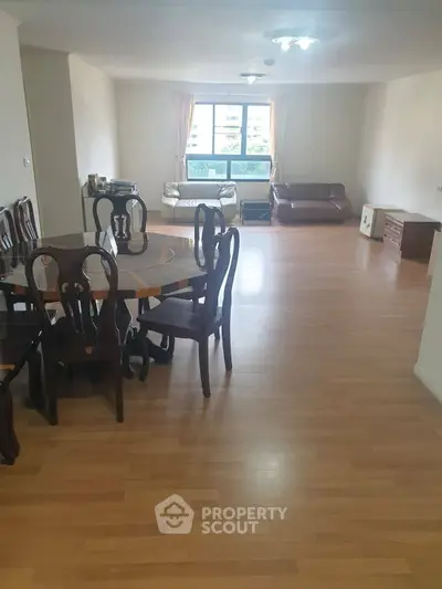 image_rental-27039151