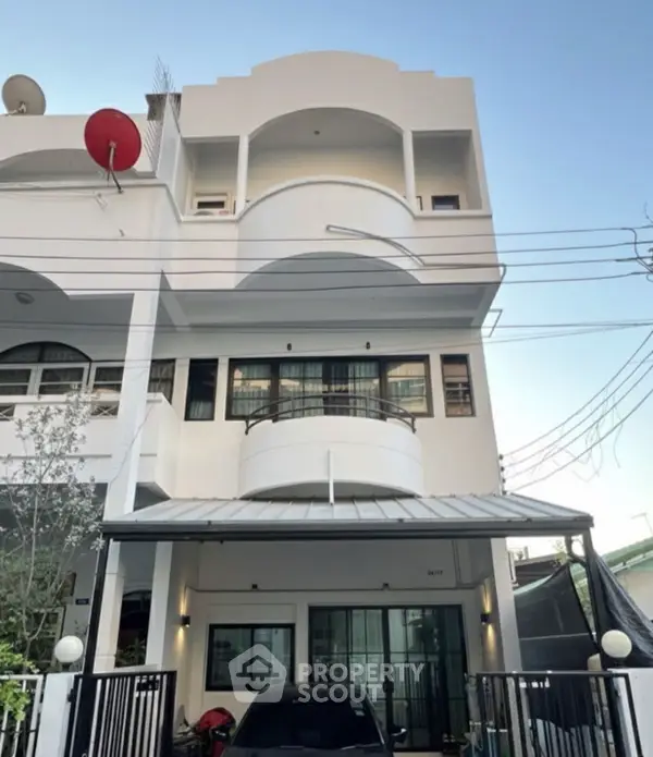 image_rental-28566910