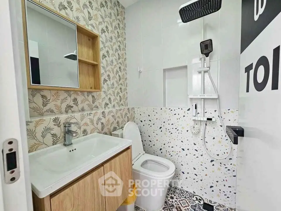 Modern bathroom with stylish tiles and sleek fixtures