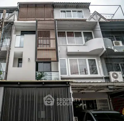 image_rental-26886273