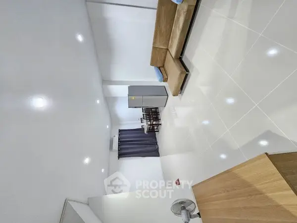 image_rental-28065884