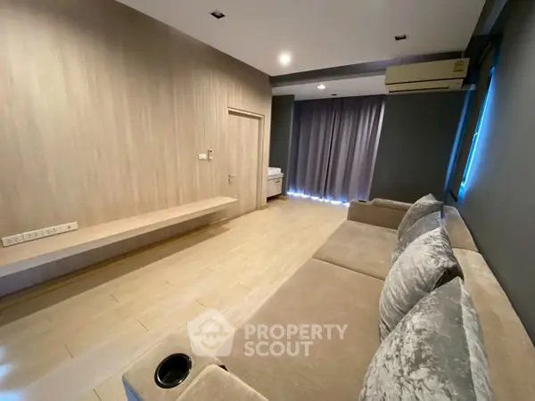 image_rental-26971304