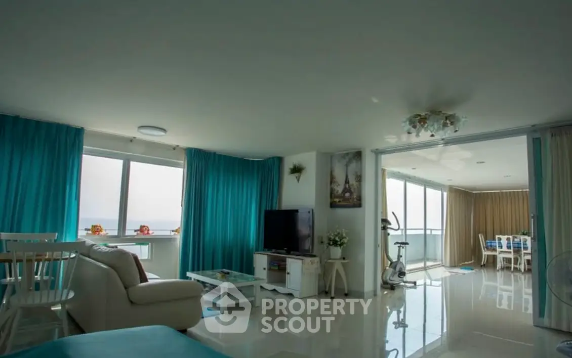 Screenshot 2569-02-21 at 22.16.53.jpg