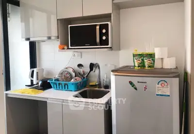 1 Bedroom Condo at Ideo Mobi Sathron-2