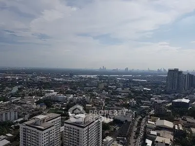  2 Bedrooms Condo at Sky Walk Phra Khanong-3