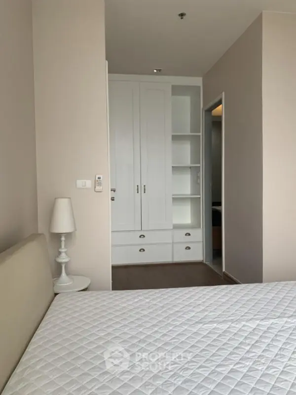 image_rental-30024473