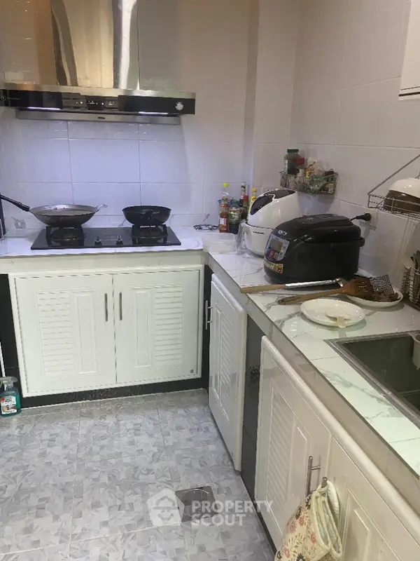 image_rental-13873207