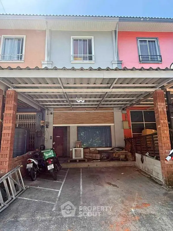 image_rental-31680854