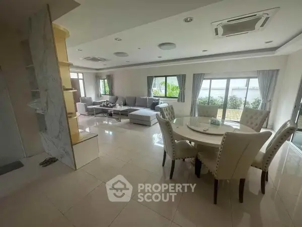 image_rental-24876365