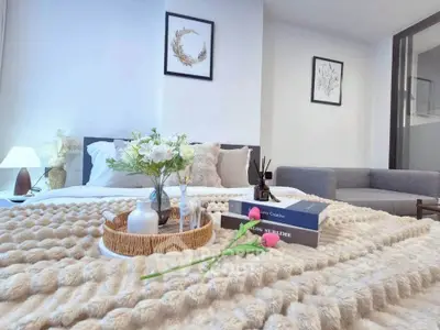 Luxurious bedroom with cozy decor and elegant furnishings, perfect for relaxation and comfort.