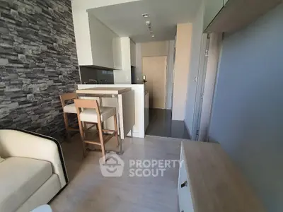 Fully Furnished 1 Bedroom Condo at M Thonglor 10-7