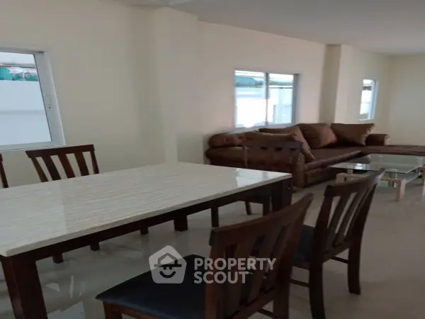 image_rental-11396747