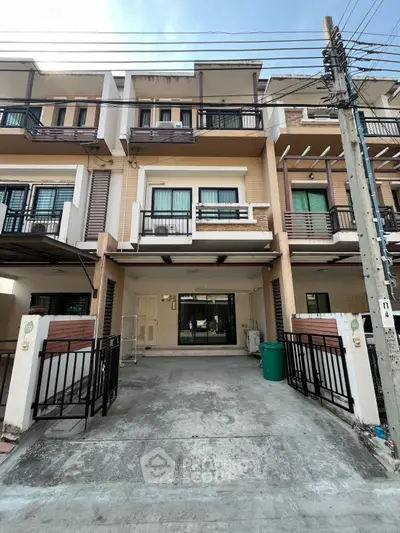 image_rental-29180706