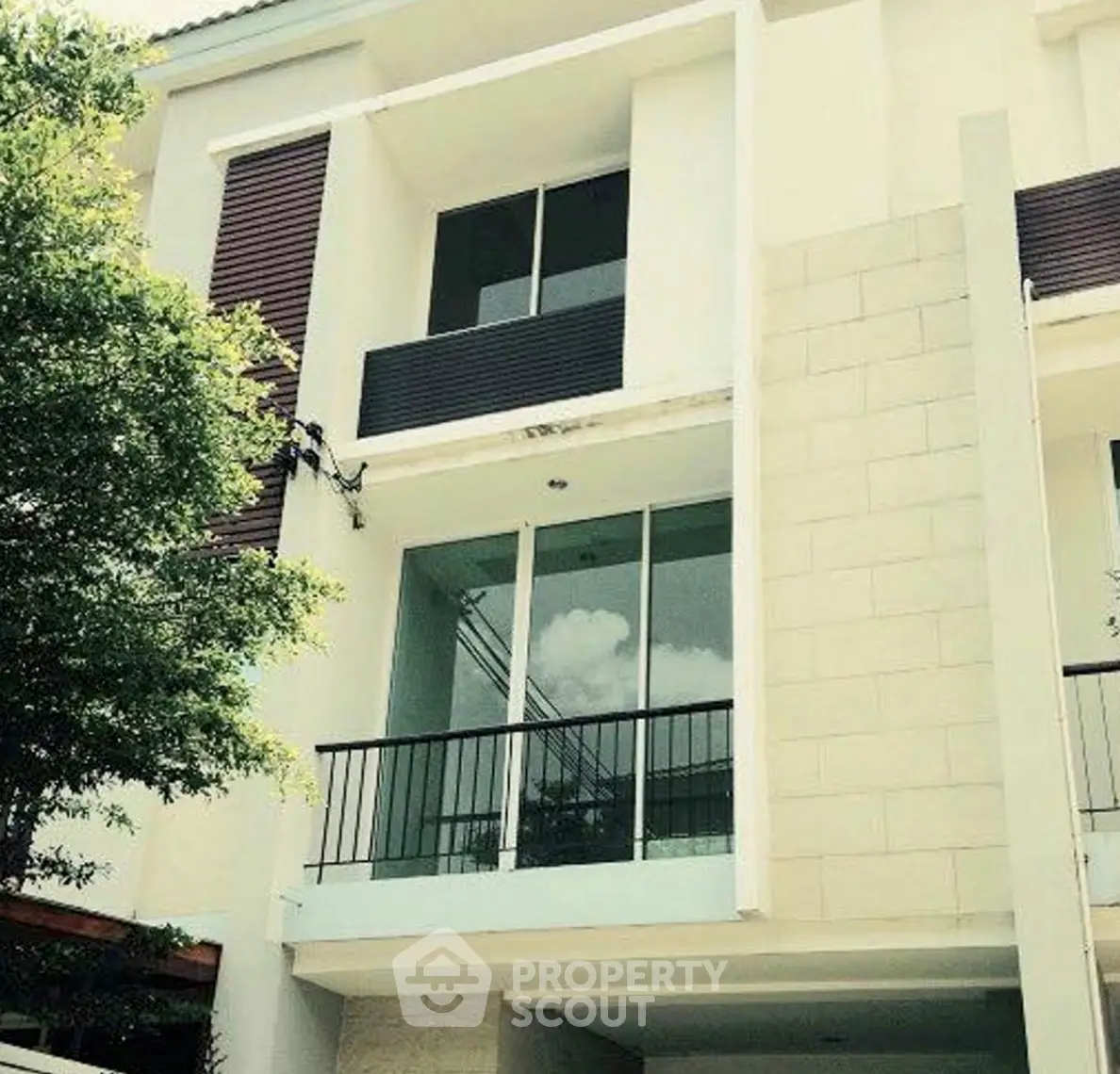 Screenshot 2569-03-29 at 19.00.10.jpg