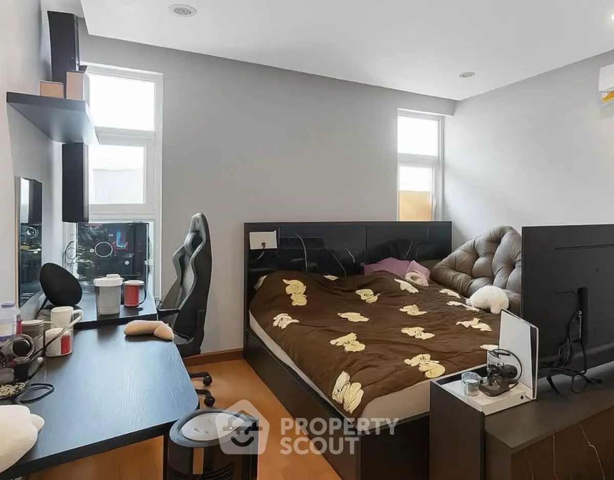 Screenshot 2568-12-23 at 09.03.45.jpg