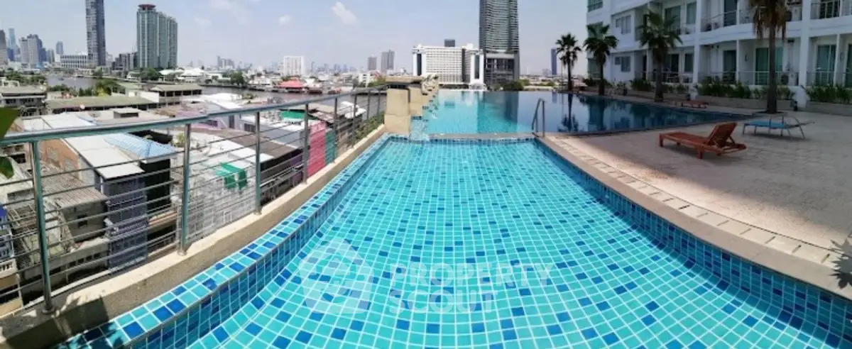 Luxurious rooftop infinity pool with stunning city skyline view