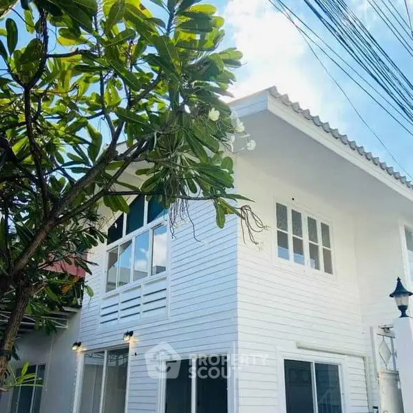 image_rental-4384631