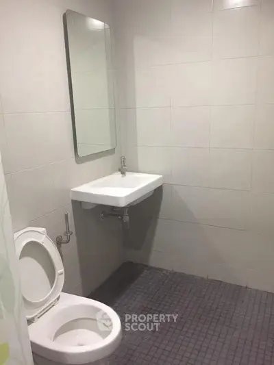  1 Bedroom Condo at Elio Sukhumvit 64-5