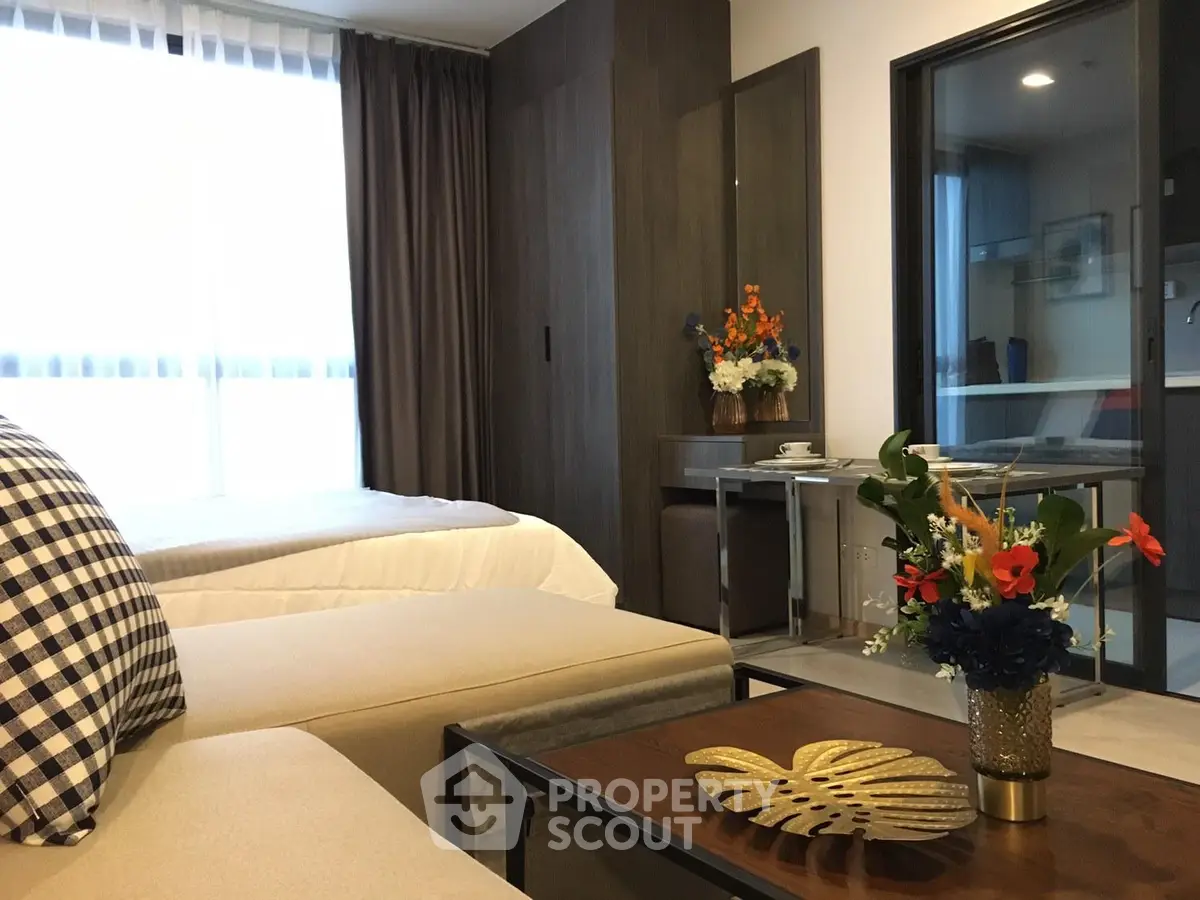  1 Bedroom Condo -1