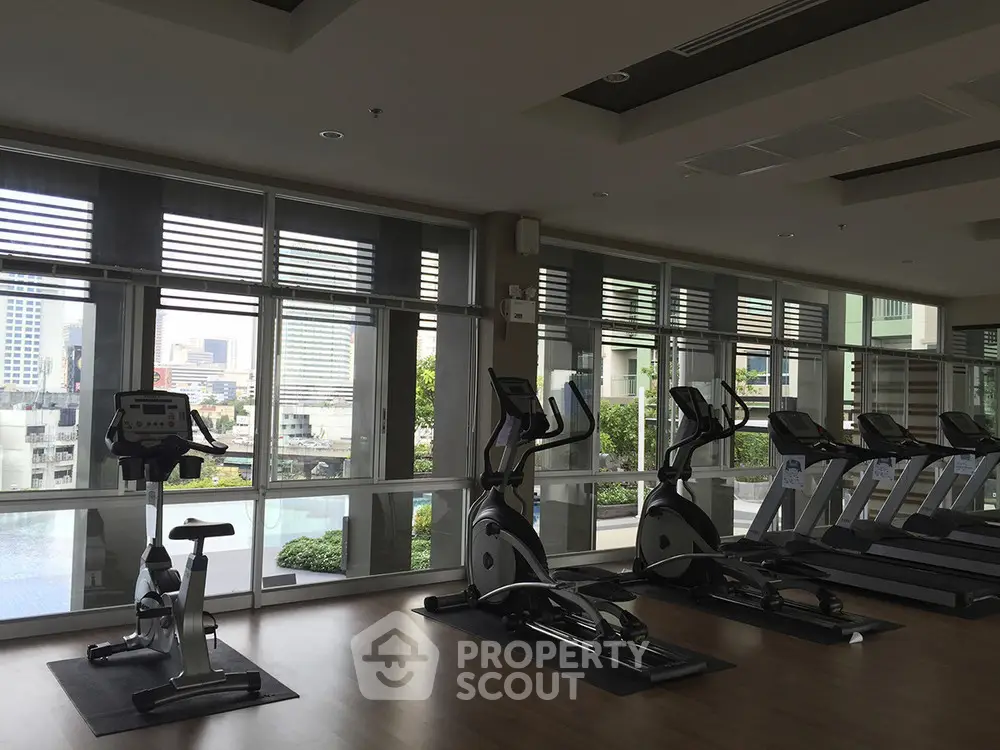  1 Bedroom Condo at Lumpini Park Rama 9 Ratchada-1