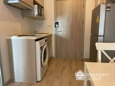 Fully Furnished 1 Bedroom Condo at Ideo Mobi Charan Interchange-5