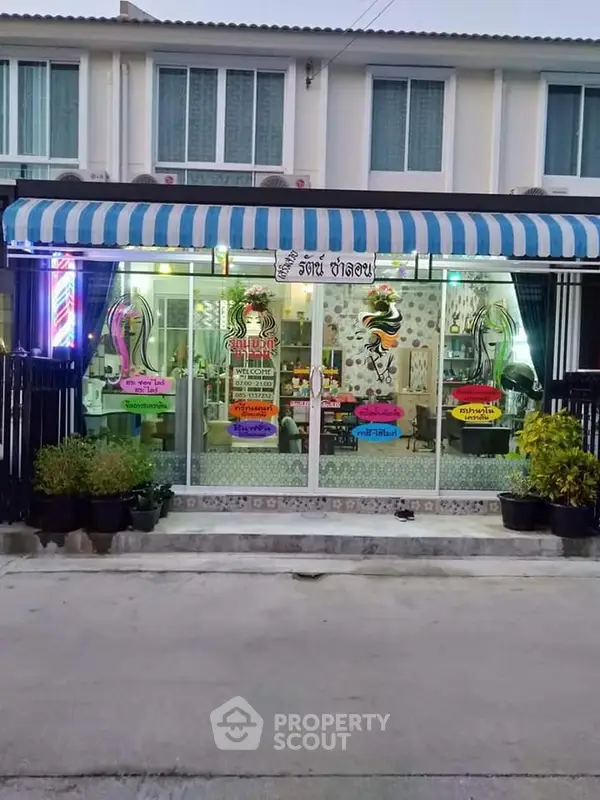 image_rental-17607547