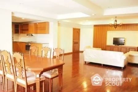  3 Bedrooms Condo -1