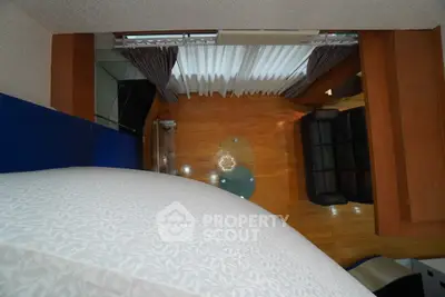  3 Bedrooms Condo at Regent Royal Place 2 Condominium-6
