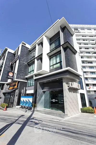 image_rental-30050547