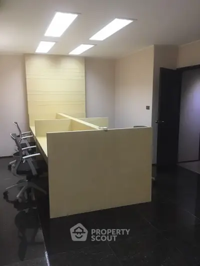 Fully Furnished 2 Bedrooms -4